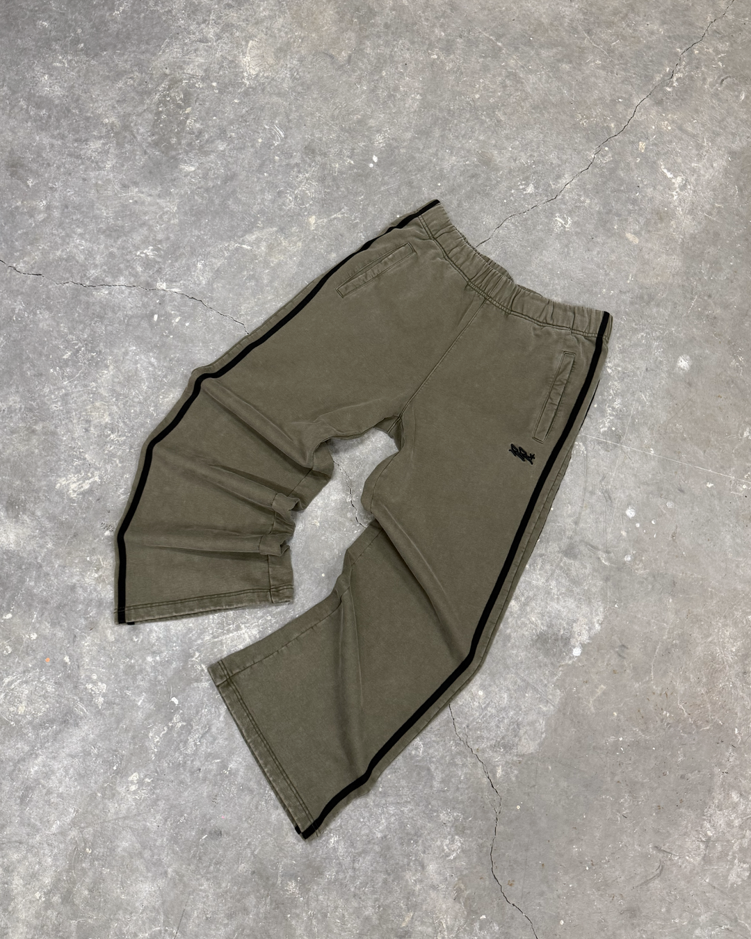 2 Stripe Joggers