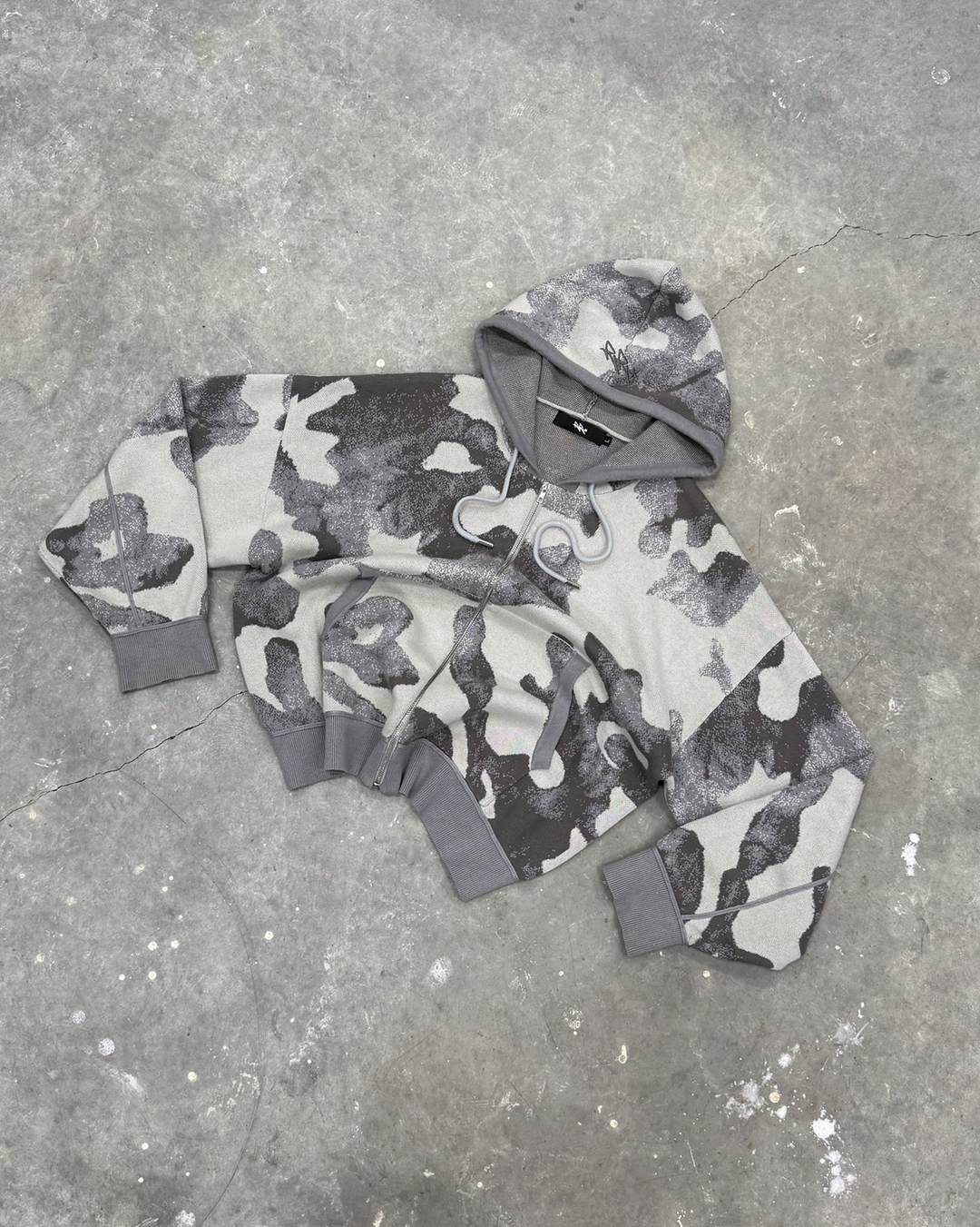 CAMO KNIT ZIP UP HOODIE