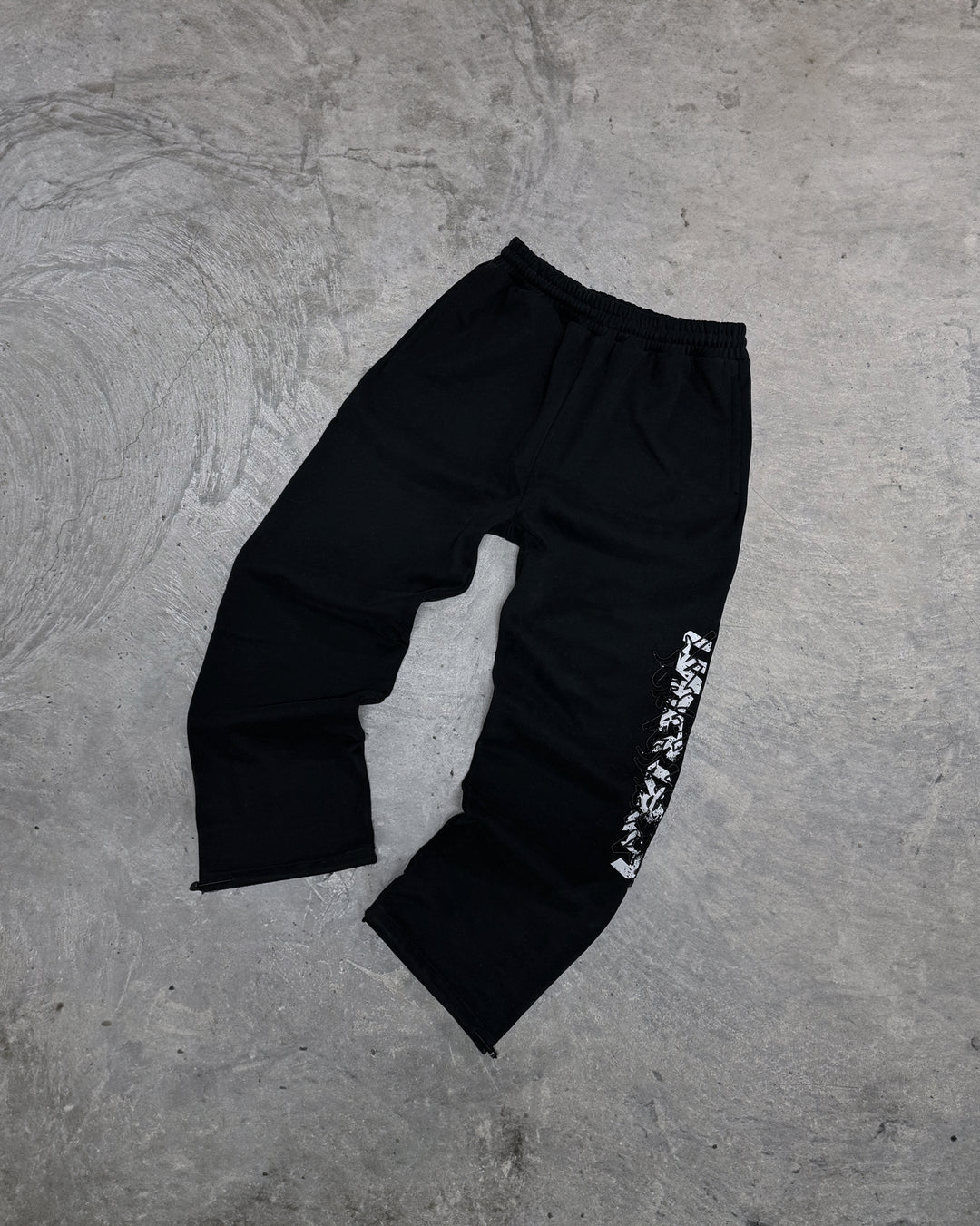 JOGGERS